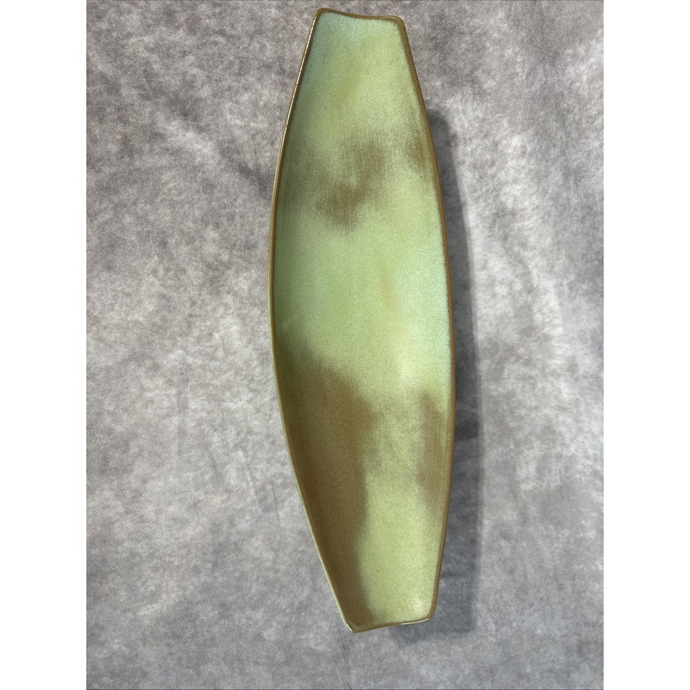 Frankoma VTG Ceramic Tray F88 Elongated Leaf/Boat Shape Prairie Green Glaze